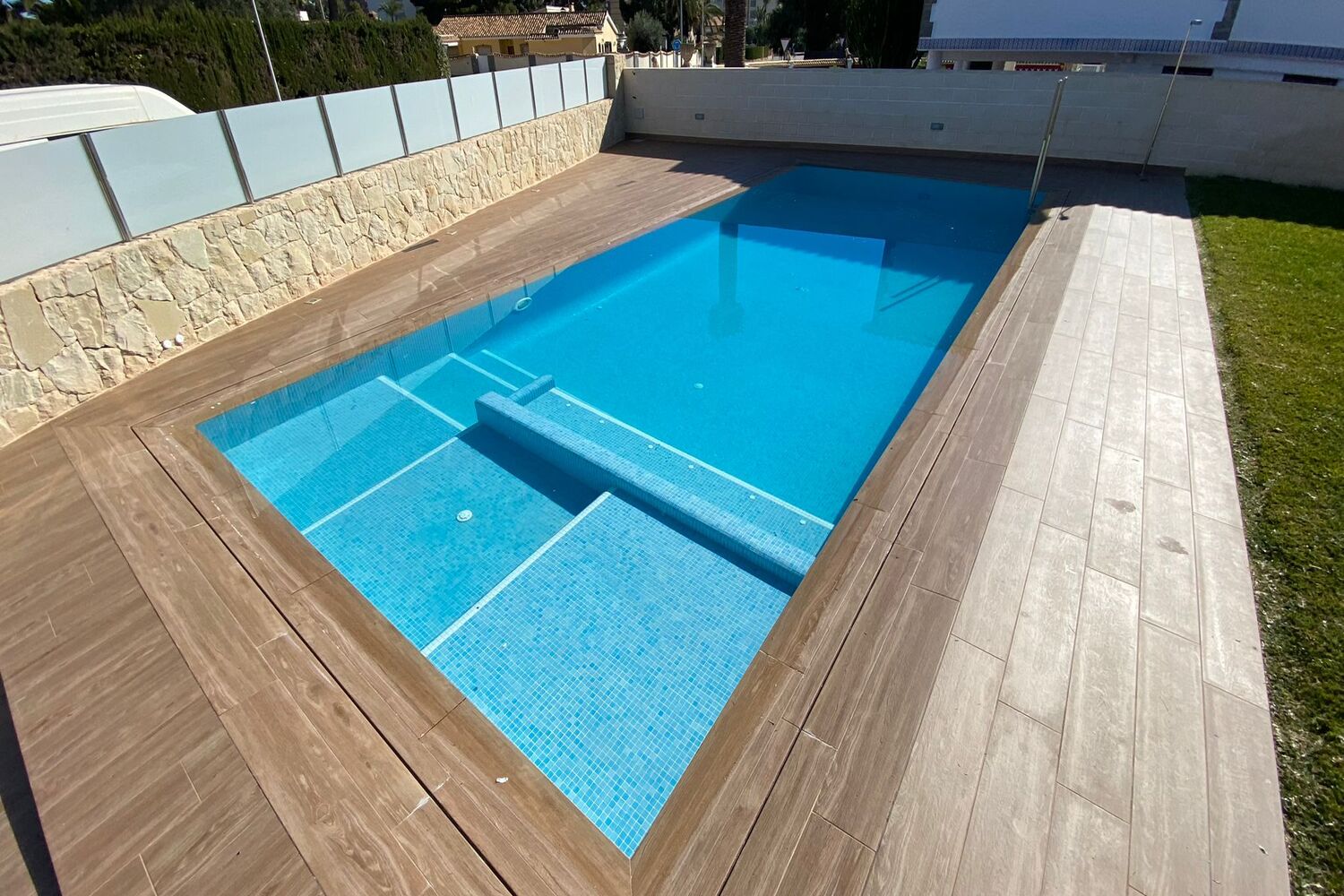 Construir piscina torrevieja