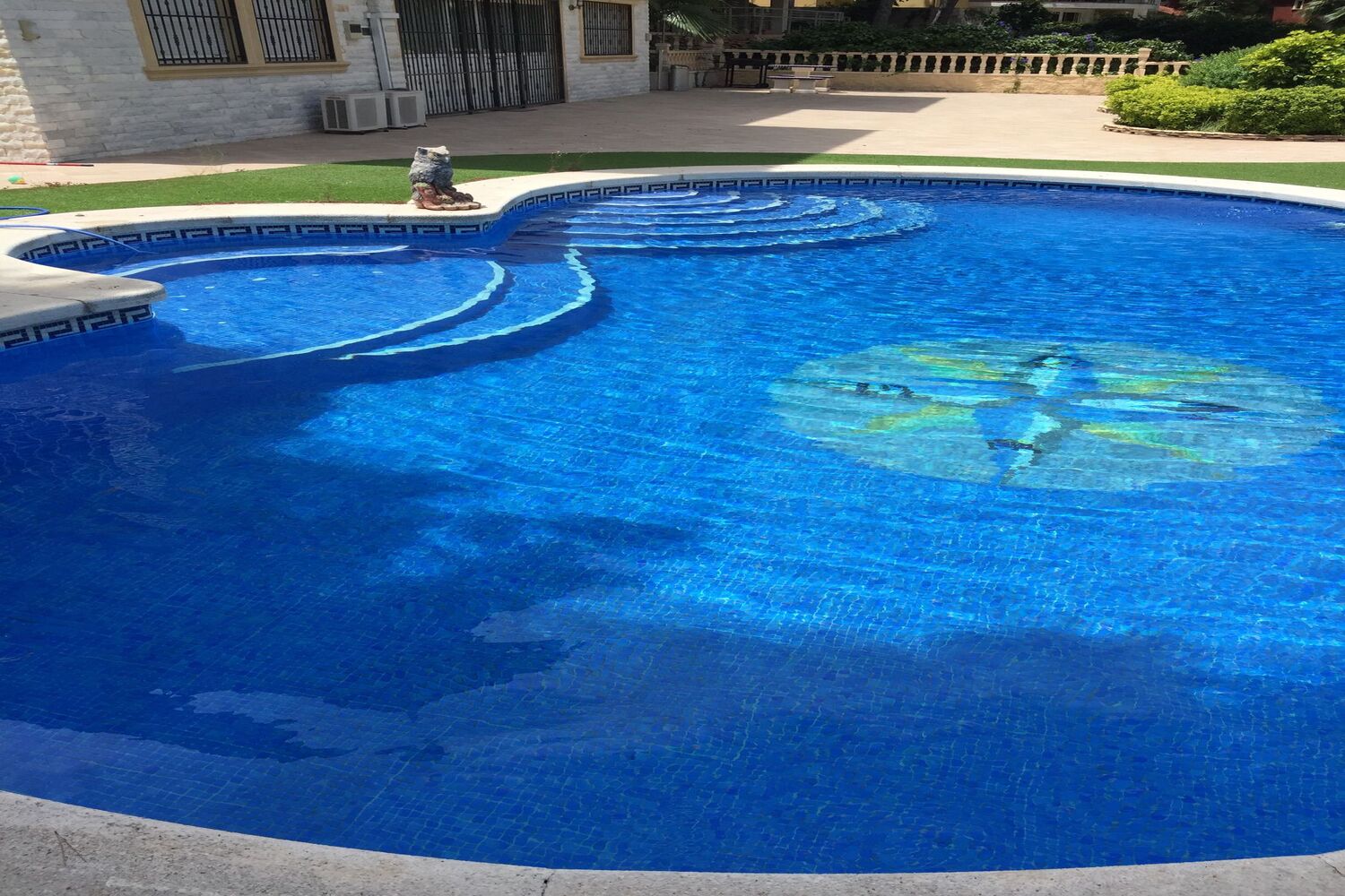Construir piscina torrevieja